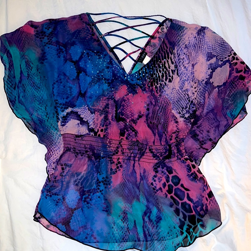 Beautiful Dressy or Dress down top
